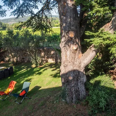 Les Cezennes Hébergement de vacances
